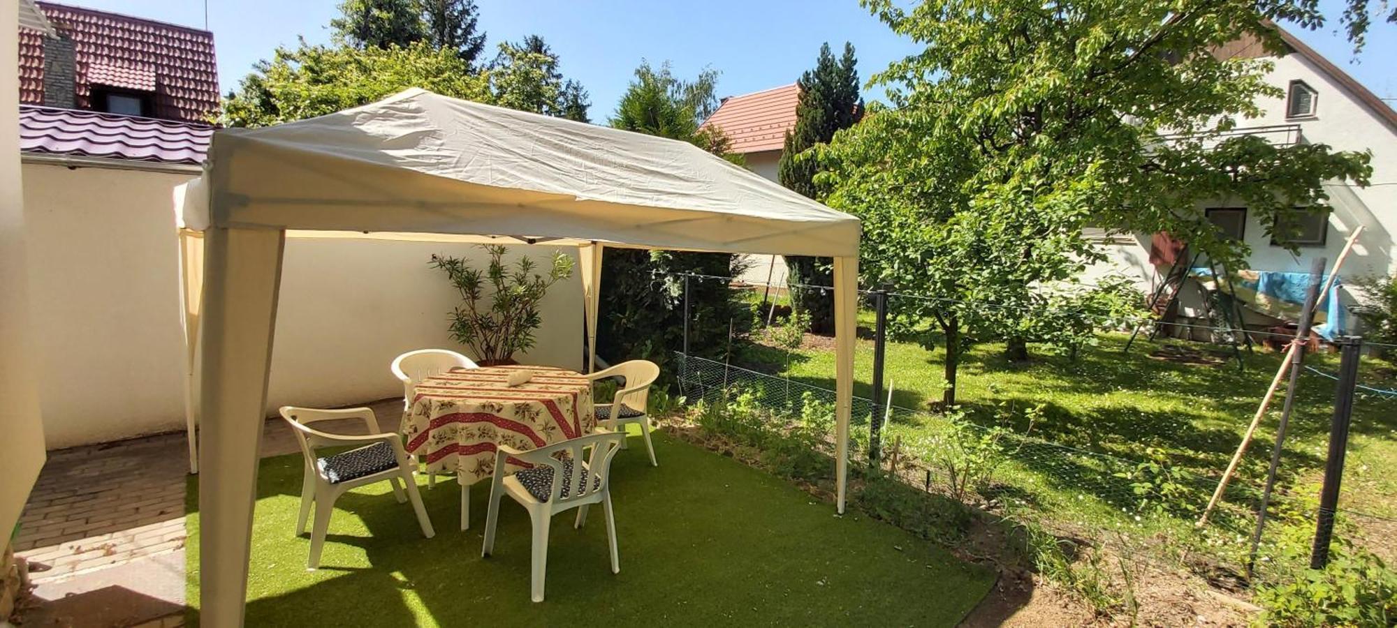 Vidra Apartman- Zamardi Luaran gambar